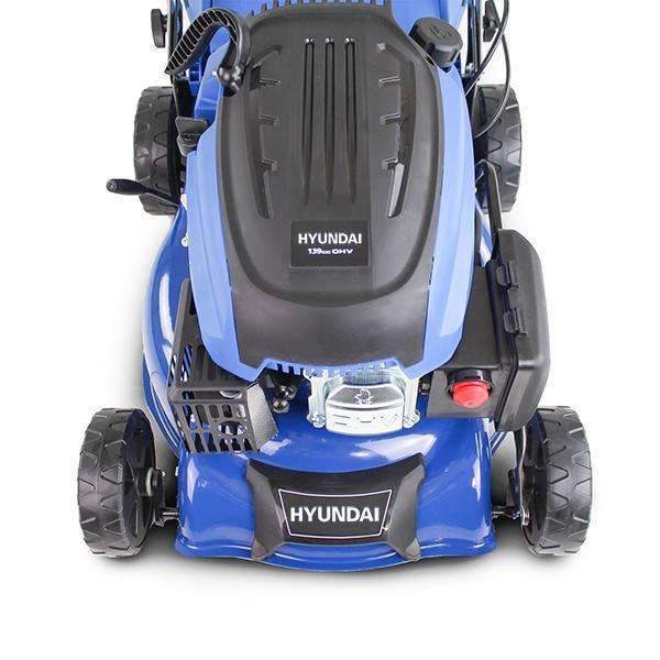 Hyundai Self-Propelled Petrol Lawnmower | Hyundai 17"/43cm 139cc | 3 Year Platinum Warranty