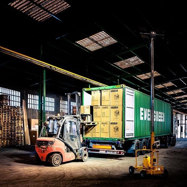 Hyundai LED Mobile Lighting Tower | Hyundai Evopower 600W | 2 Year Platinum Warranty (Generator not included)