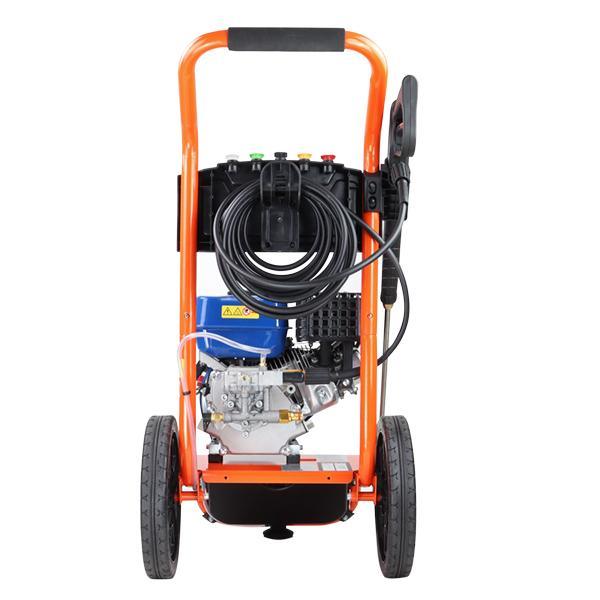 Hyundai P1 Petrol Pressure Washer | Hyundai 3000psi / 207 bar IC210 Engine | Excellent Patio Cleaner | 2 Year Platinum Warranty