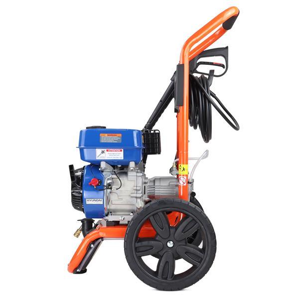 Hyundai P1 Petrol Pressure Washer | Hyundai 3000psi / 207 bar IC210 Engine | Excellent Patio Cleaner | 2 Year Platinum Warranty