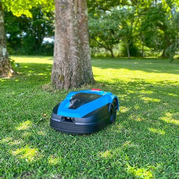 Hyundai Robot Smart Mowing Functionality | Hyundai Robot Lawn Mower 625sq Metre | 2 Year Platinum Warranty